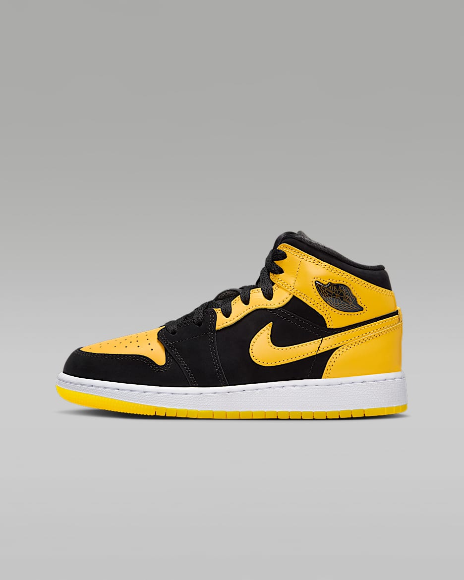 Air Jordan 1 Mid SE Big Kids' Shoes. Nike.com Air Jordan 1 Mid SE Big Kids' Shoes. Nike.com